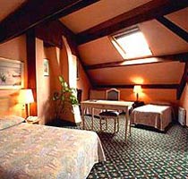 2 photo hotel PRINCESSE ISABELLE - PUTEAUX, Paris, France
