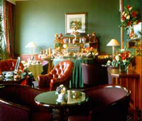4 photo hotel CONCORDE LA FAYETTE-PARIS, Paris, France