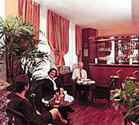 3 photo hotel HI GARDEN COURT AUTEUIL, Paris, France