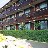 Hotel CAMPANILE SENLIS, Paris, France