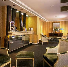 2 photo hotel BEST WESTERN ETOILE ST FERDINAND, Paris, France