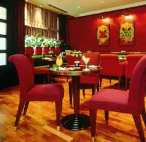 3 photo hotel HOTEL ROYAL SAINT HONORE, Paris, France