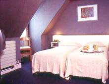 2 photo hotel ATEL EXCELSIOR REPUBLIQUE, Paris, France