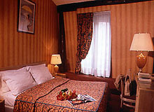 Hotel BW ETOILE RESIDENCE IMPERIALE, Paris, France