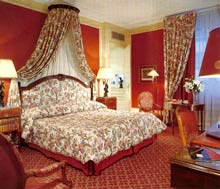4 photo hotel SAN REGIS HOTEL, Paris, France