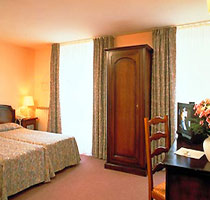 2 photo hotel ATEL LOUVRE SAINT ROMAIN, Paris, France
