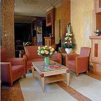 2 photo hotel AU ROYAL CARDINAL, Paris, France