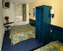 2 photo hotel COMFORT HOTEL DAVOUT NATION, Paris, France