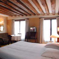 6 photo hotel HOTEL DE L UNIVERSITE, Paris, France