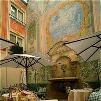 3 photo hotel CASTILLE PARIS, Paris, France