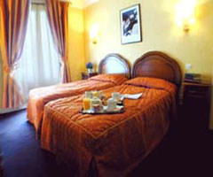 Hotel BEST WESTERN DUCS DE BOURGOGN, Paris, France