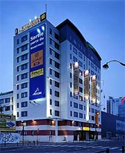 2 photo hotel SUITEHOTEL PARIS PTE MONTREUIL, Paris, France