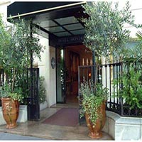 Hotel MONTAIGNE HOTEL, Paris, France