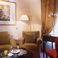 6 photo hotel HOTEL VERNET, Paris, France