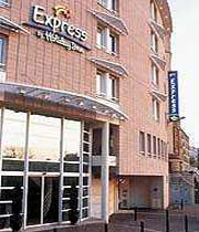 2 photo hotel HOLIDAY INN EXP PORTE D ITALIE, Paris, France