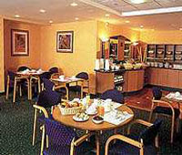 3 photo hotel HOLIDAY INN EXP PORTE D ITALIE, Paris, France